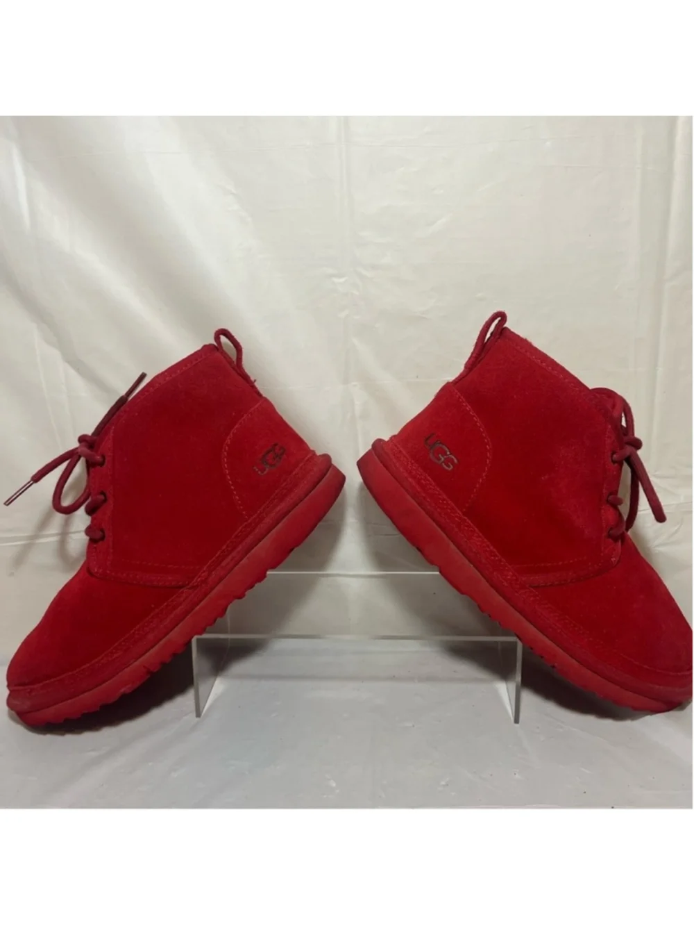 UGG Neumel II 101732 Red Suede chukka boots Red Winter & Rain Boots size 6